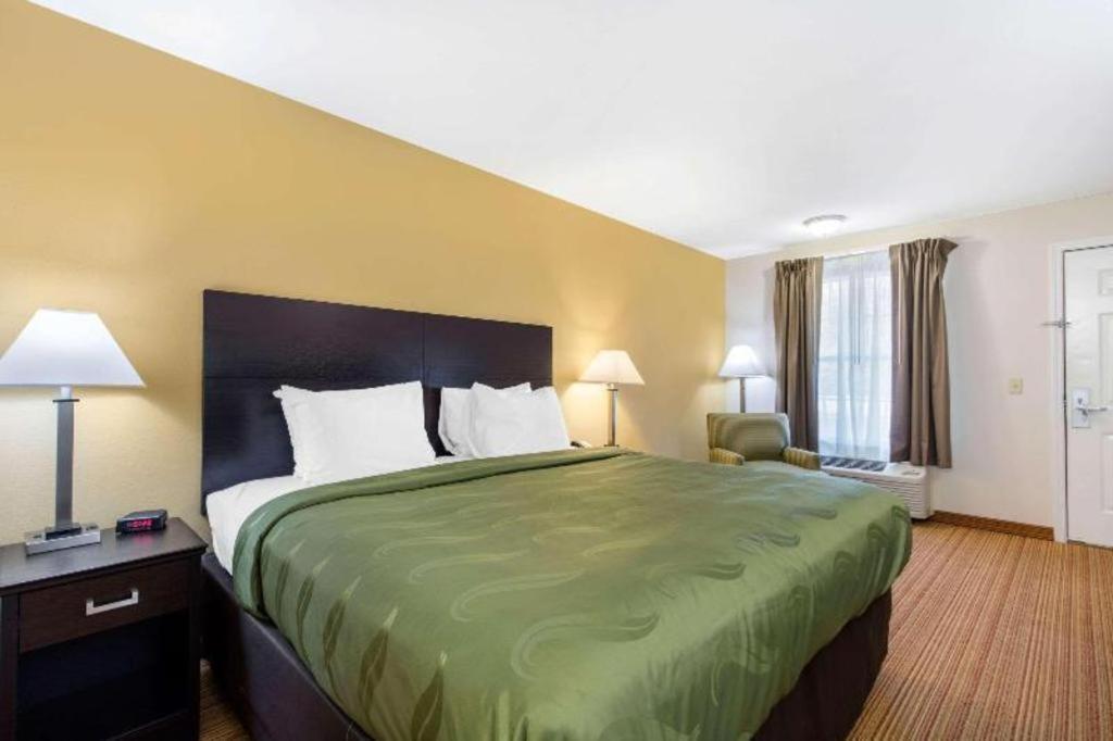 Quality Inn Arab Hwy 231 Eksteriør bilde