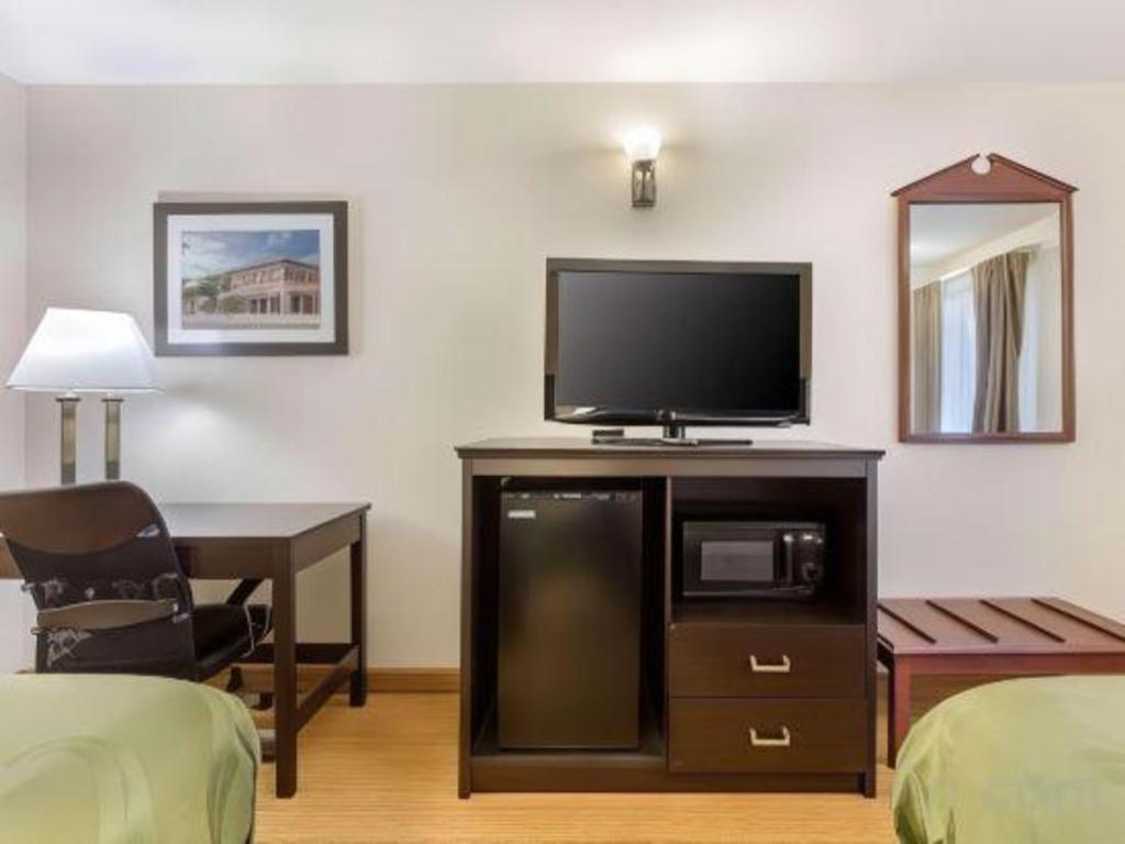 Quality Inn Arab Hwy 231 Eksteriør bilde