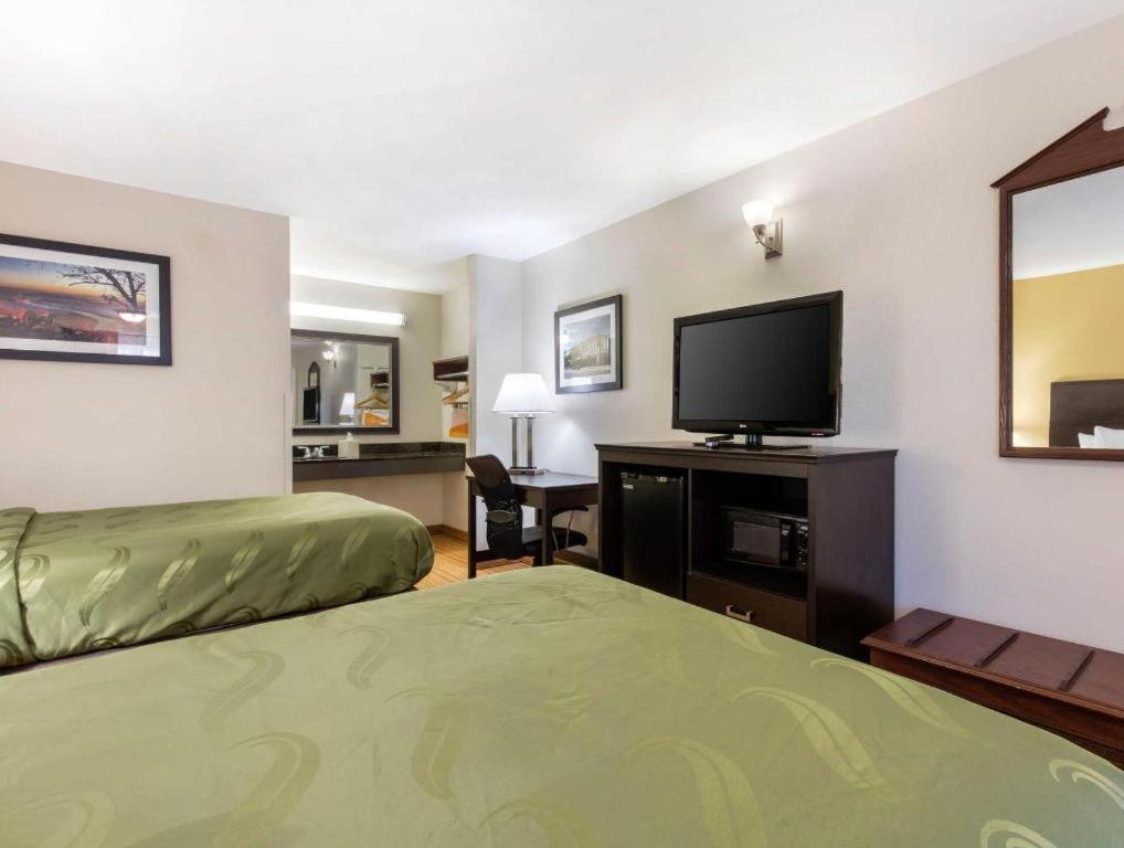 Quality Inn Arab Hwy 231 Eksteriør bilde