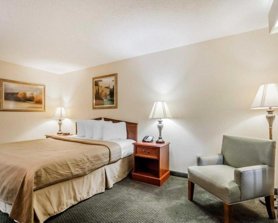 Quality Inn Arab Hwy 231 Eksteriør bilde